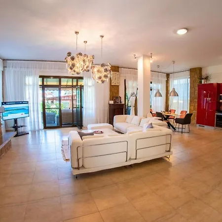 Villa Sani Lili 5