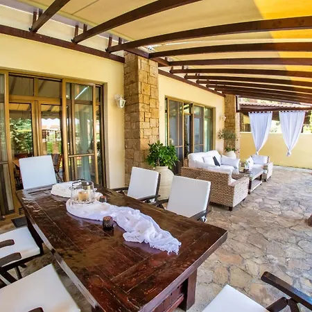Sani Lili 5 Sani (Chalkidiki)