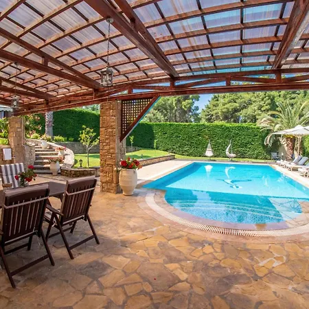 Villa Sani Lili 5 *